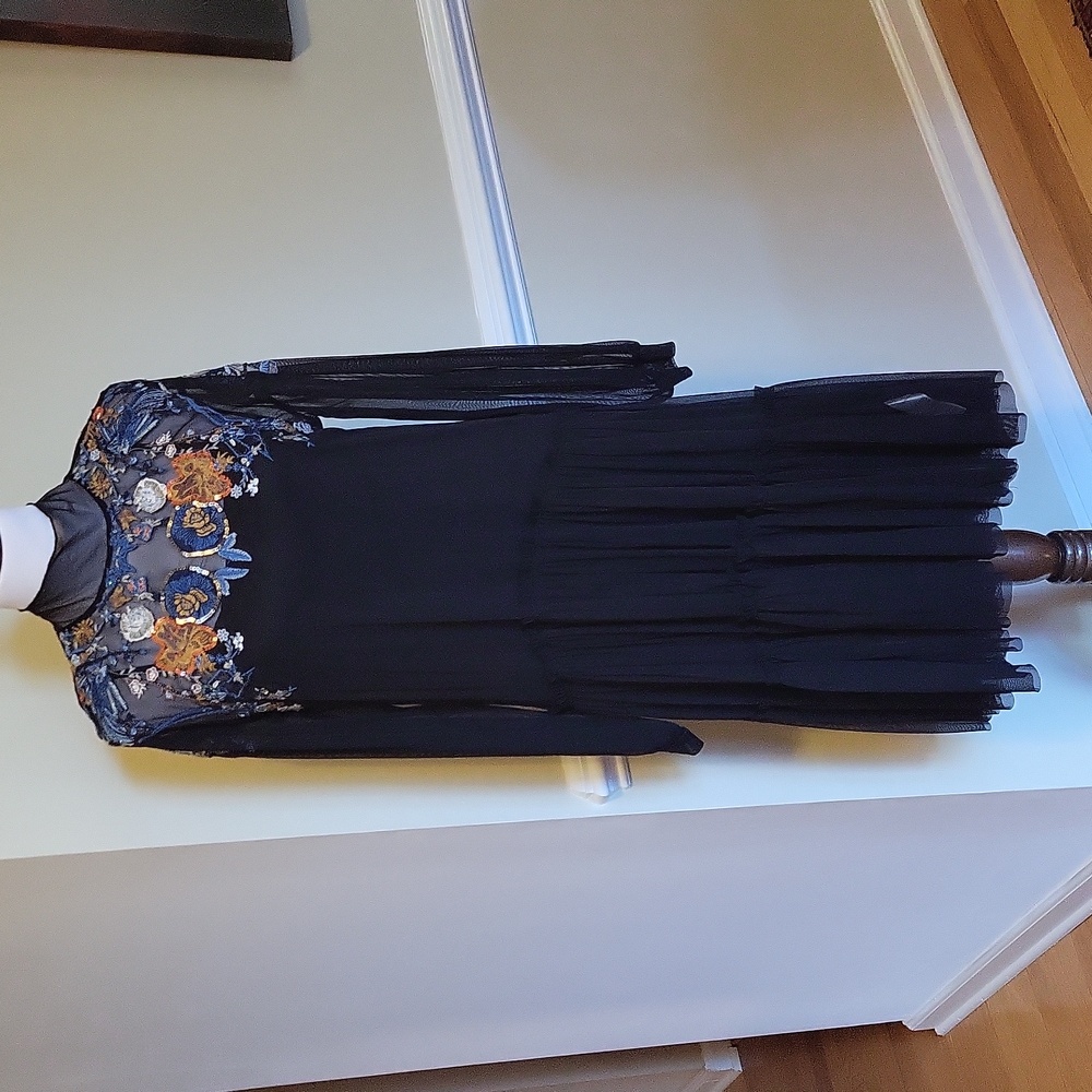 Free People Black Floral Embroidered Midi Dress - Picture 4 of 16